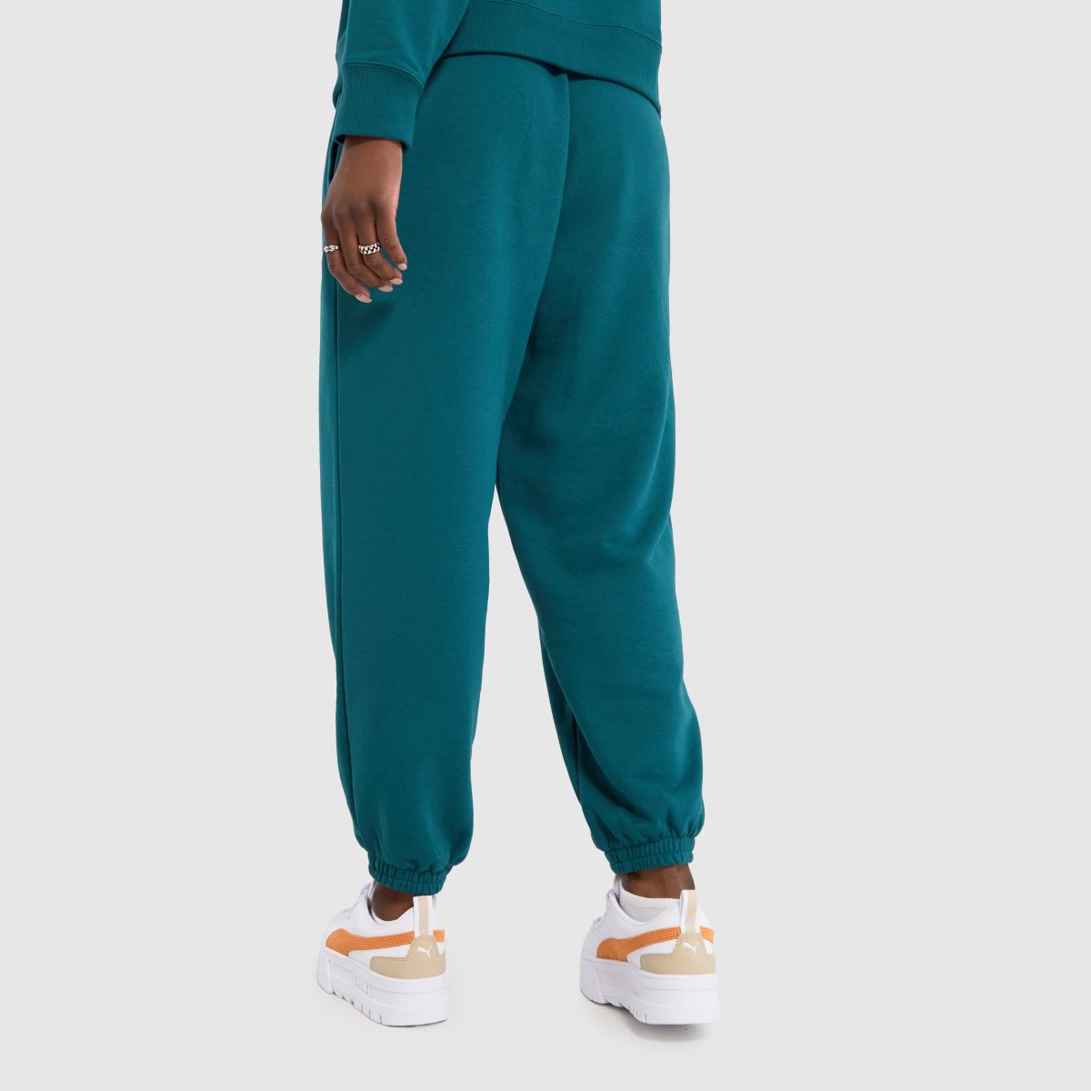 PUMA melegítőnadrág sötétzöld színben