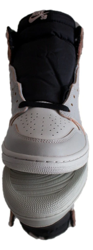 Air Jordan 1 Retro High OG Defiant SB NYC to Paris