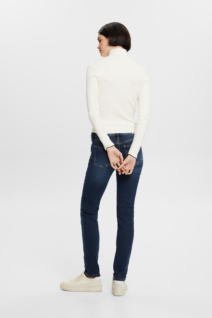 Mid-Rise-Stretchjeans in schmaler Passform