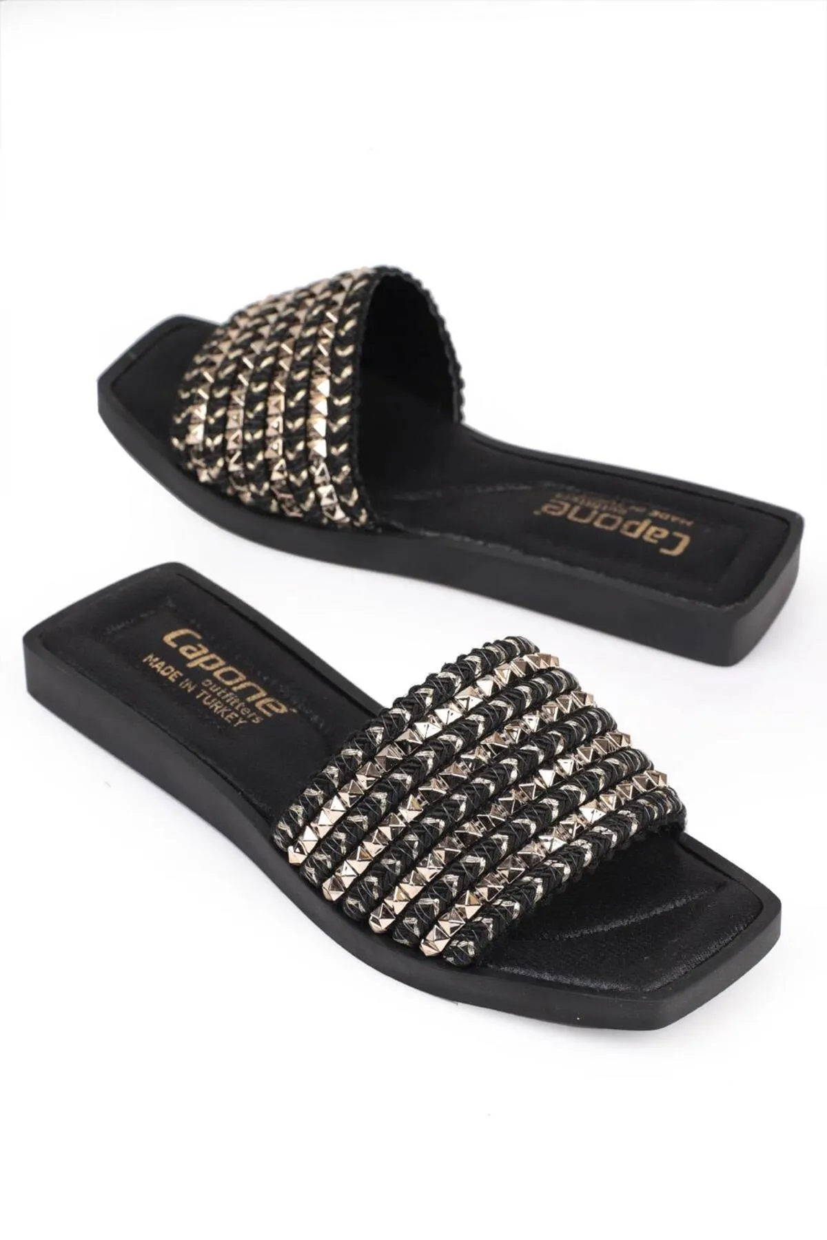 Capone Outfitters  Capone Trock Single Strap Schwarz-Gold Damen-Hausschuhe