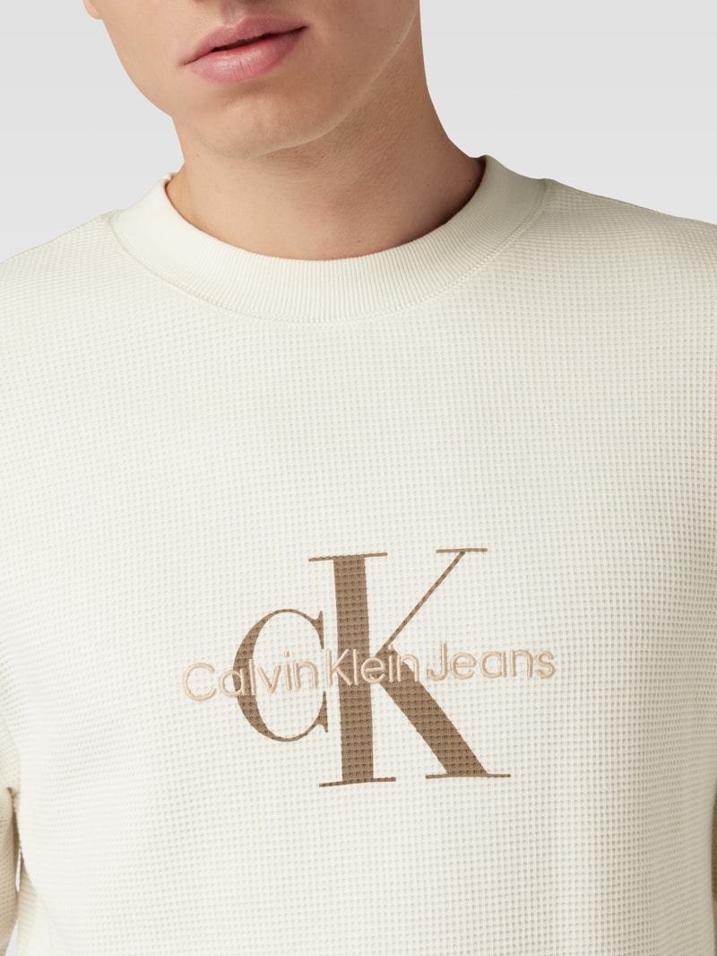Longsleeve in Waffelstruktur Modell 'ARCHIVAL' in ecru