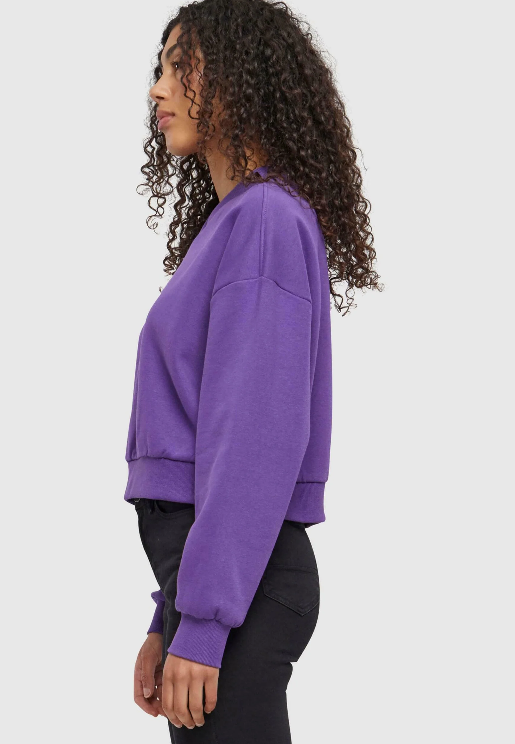 Sudadera Urban Classics con cuello en V recortado