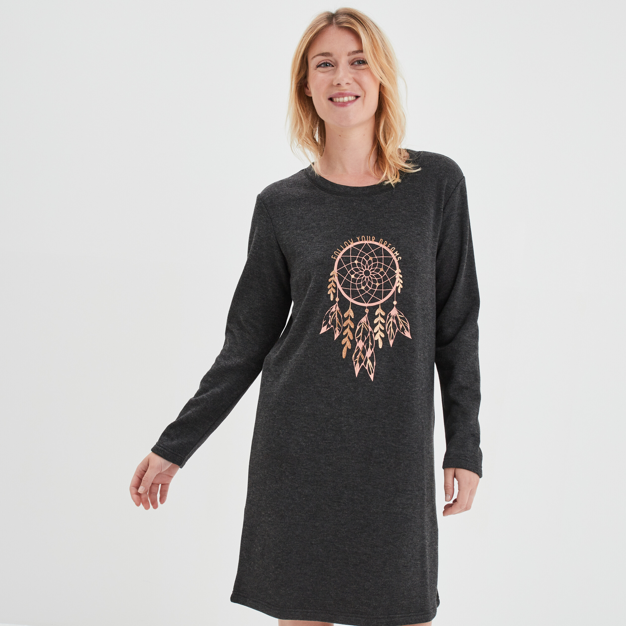 Chemise de nuit t-shirt col rond gris foncé femme | La Halle