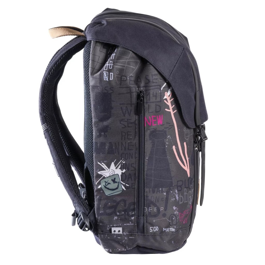 Frii of Norway Ergonomischer Schulrucksack 30L Black Graffiti