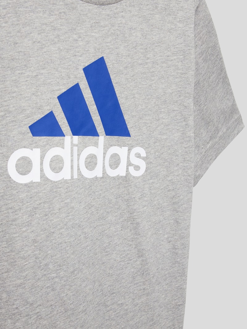 T-Shirt mit Label-Print in mittelgrau meliert