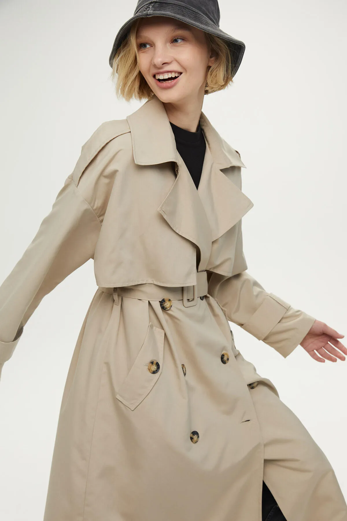 Manuka  ZWEIREIHIGER TRENCHCOAT MIT KNÖPFEN, BEIGE