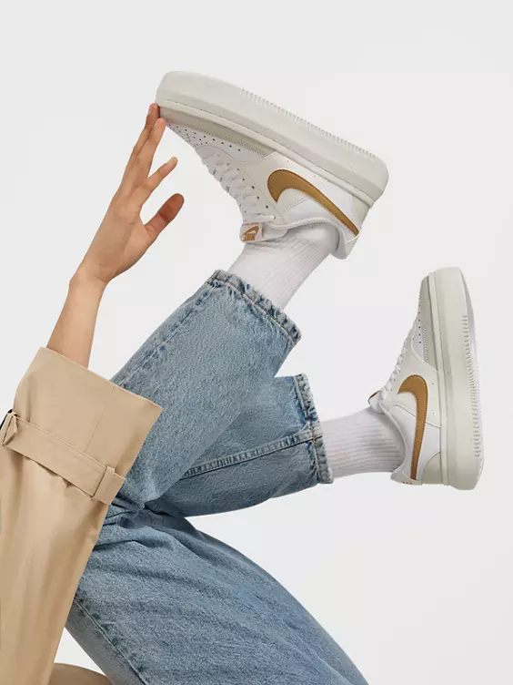 Nike Platform Sneaker COURT VISION ALTA