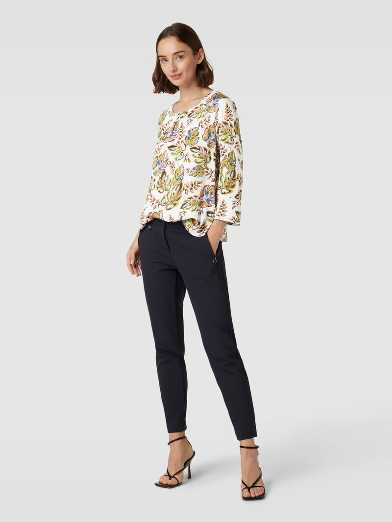 Blusenshirt mit floralem Muster Modell 'Laila' in offwhite