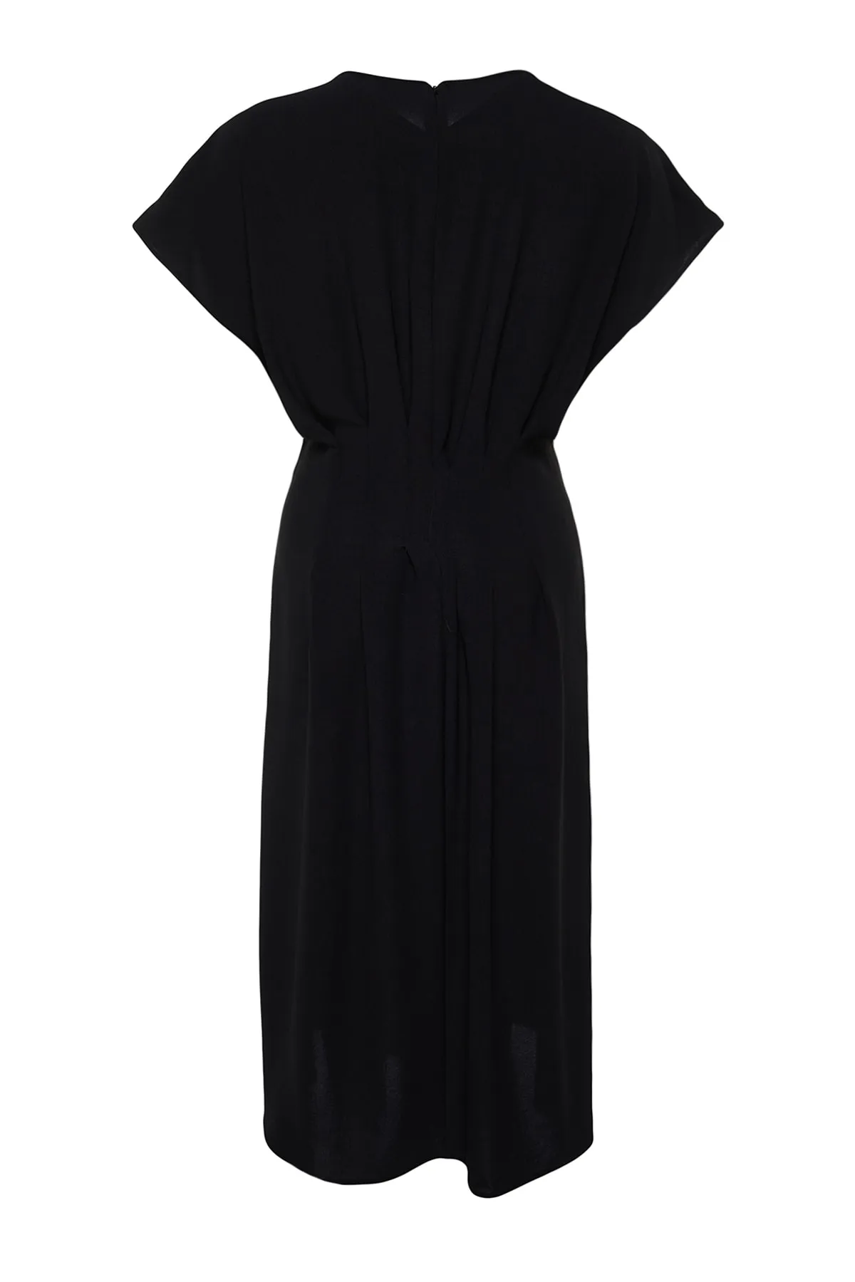 Trendyol Curve  Schwarzes Kleid mit gewebter Taille und Detail TBBSS22EL1713