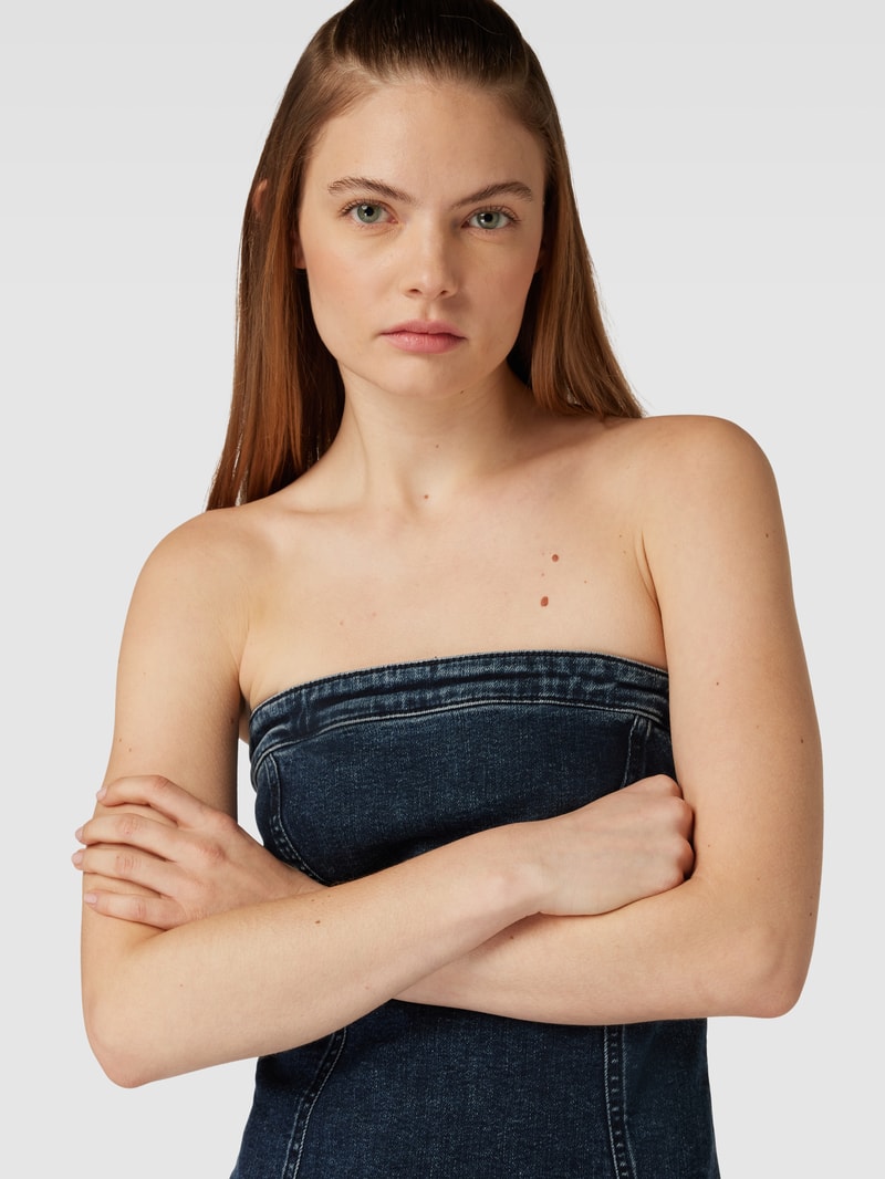 Jeanskleid mit Ziernähten in jeans