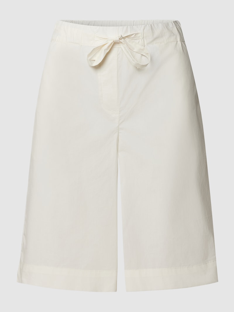 Bermudas mit seitlichen Eingrifftaschen in offwhite