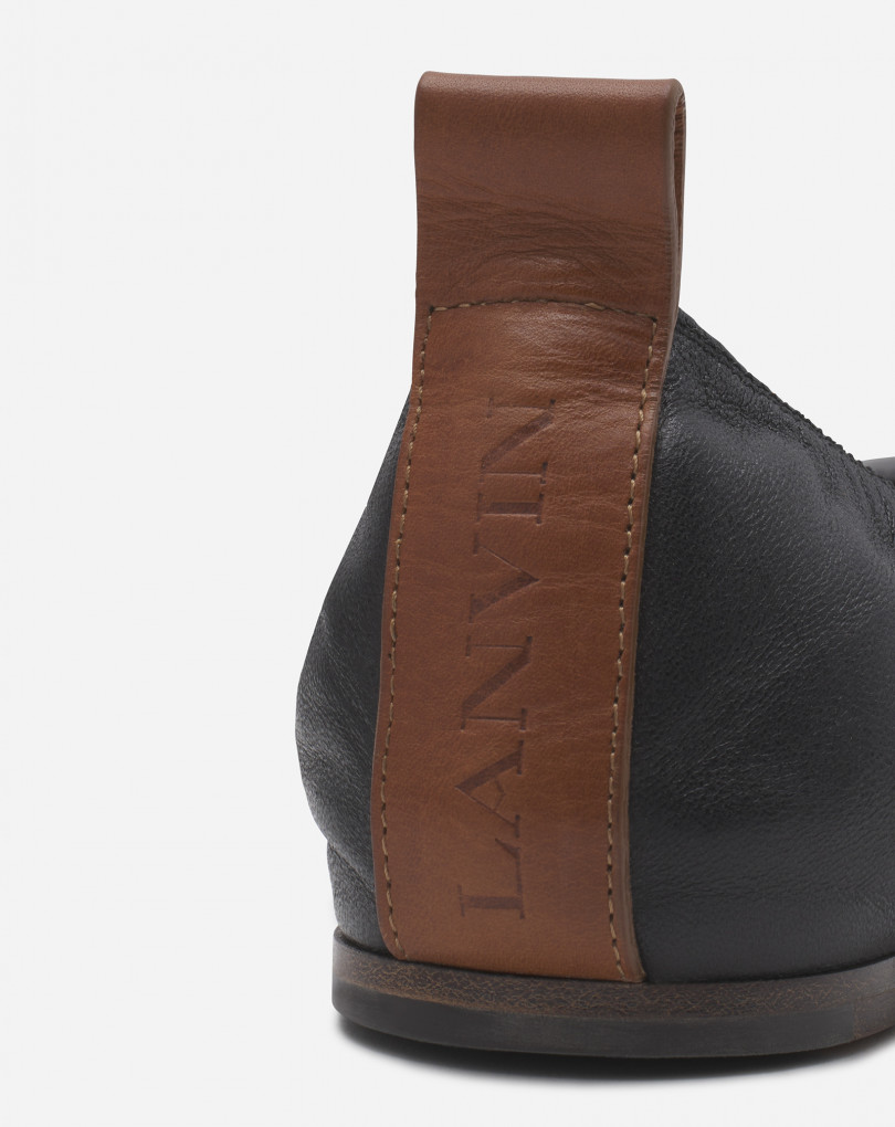 LA BALLERINE EN CUIR