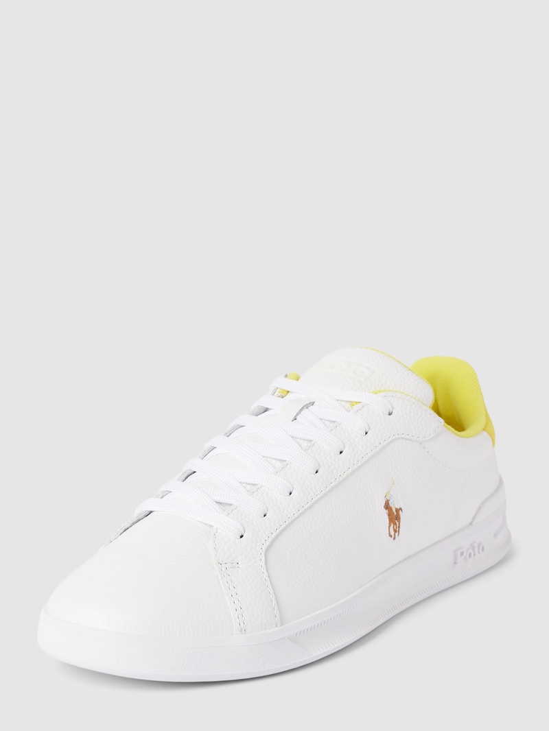 Sneaker mit Label-Details in weiß