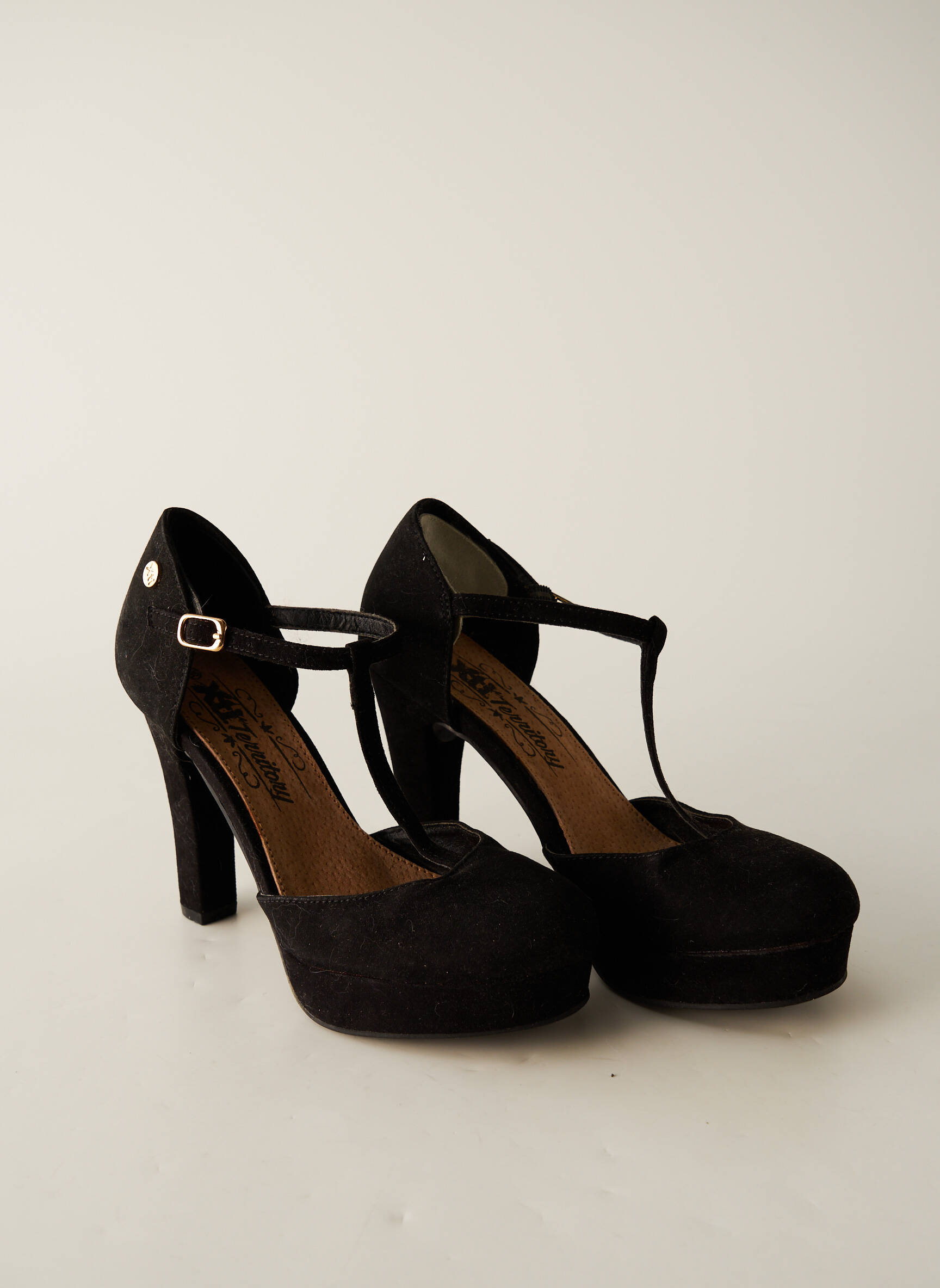 Xti Sandales Nu Pieds Femme couleur noir