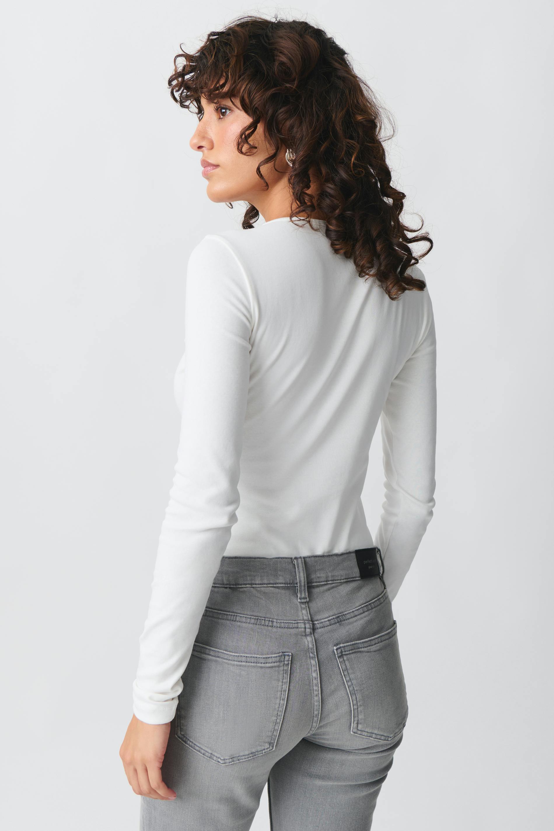 Basic long sleeve top