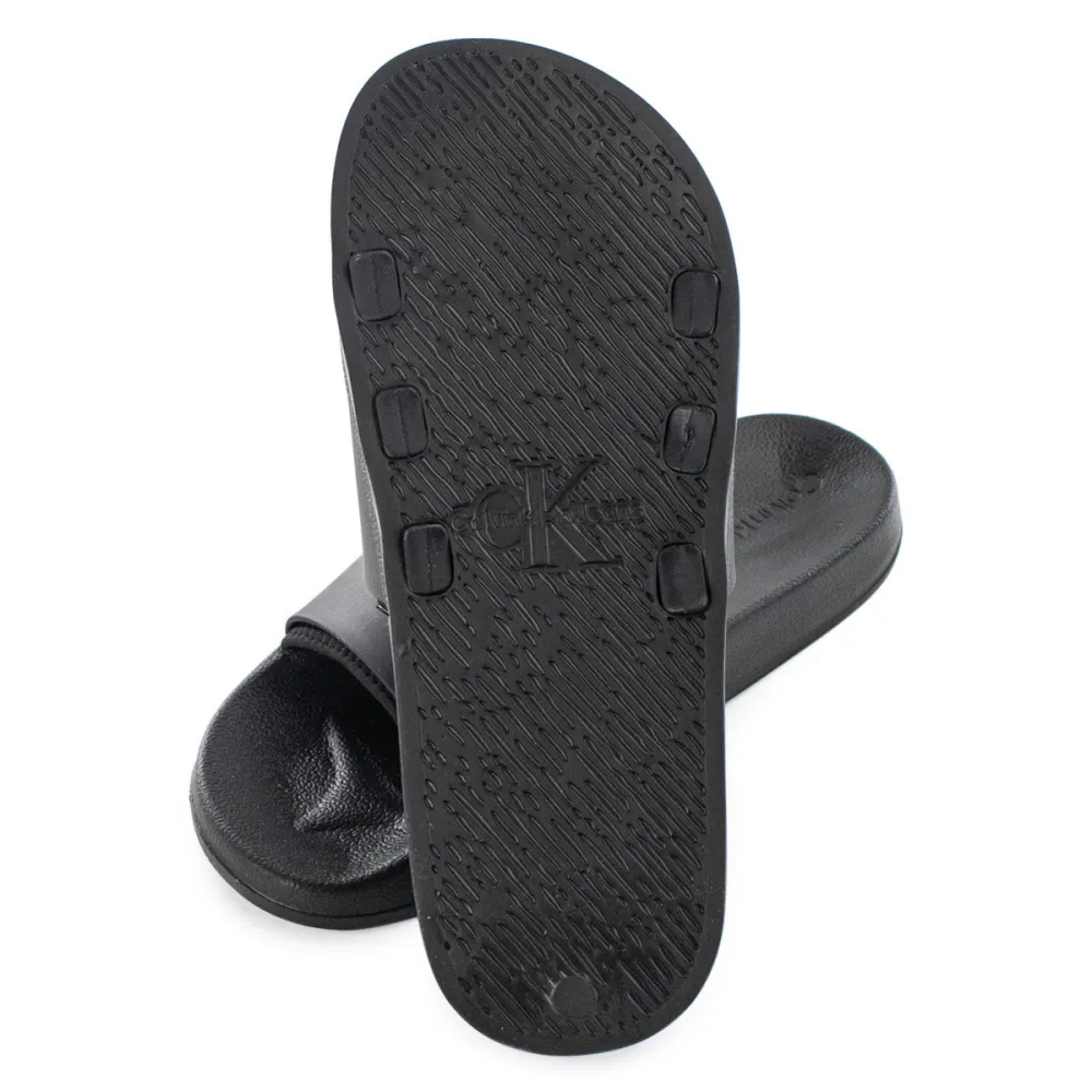 Calvin Klein Monogram Slide YM00361-BDS / schwarz