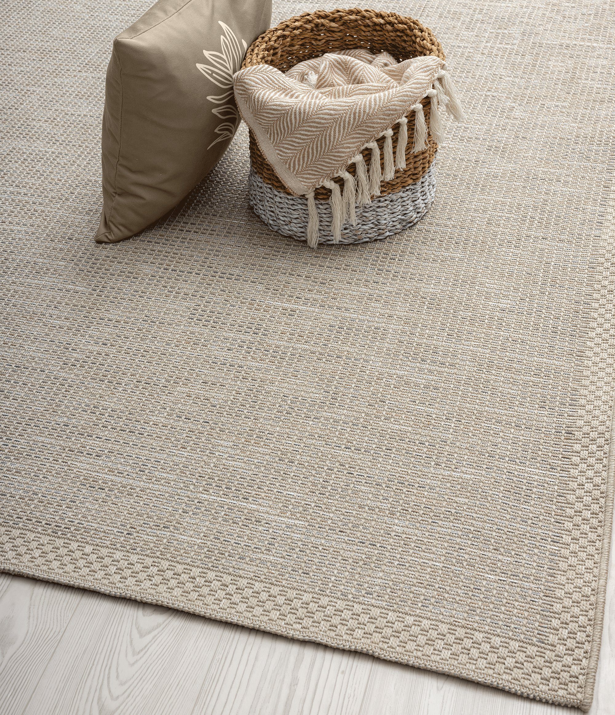 Teppich Calgary - robuster Outdoor Teppich, auch für Küche oder Esszimmer, the carpet, Rechteck