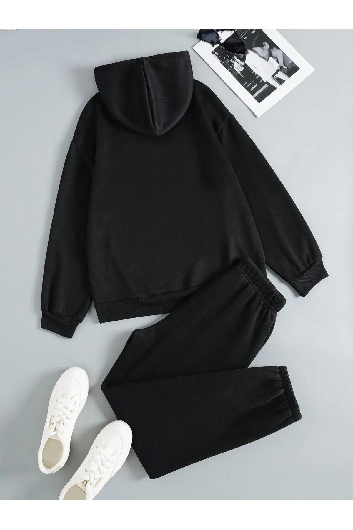 Know  Damen-Trainingsanzug-Set „I AM PERFECT“ in Schwarz mit Übergröße und Oberteil
