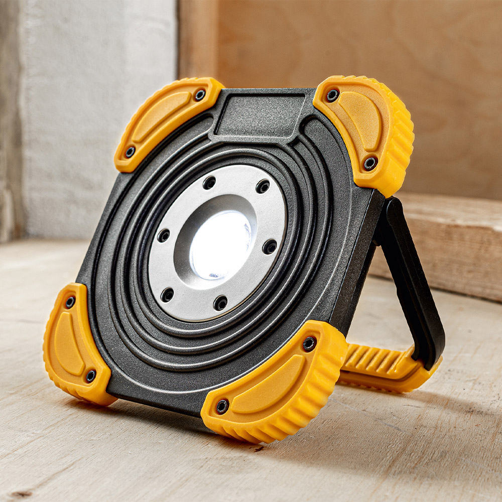 I-Glow Plugtron Akku-Arbeitsstrahler 10W/1.100 lm