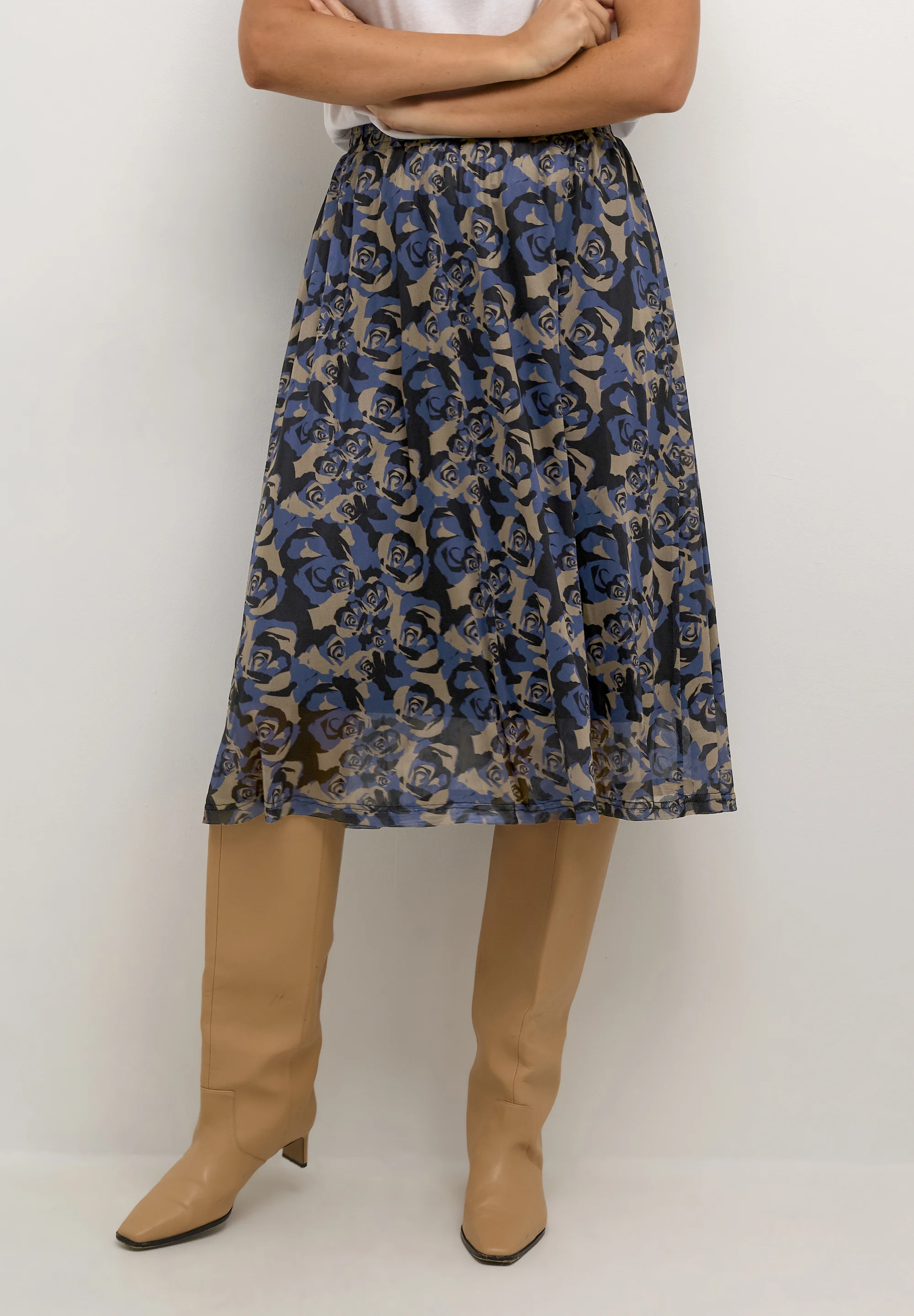 Falda MIDI Kaffe KAELLIE de corte A