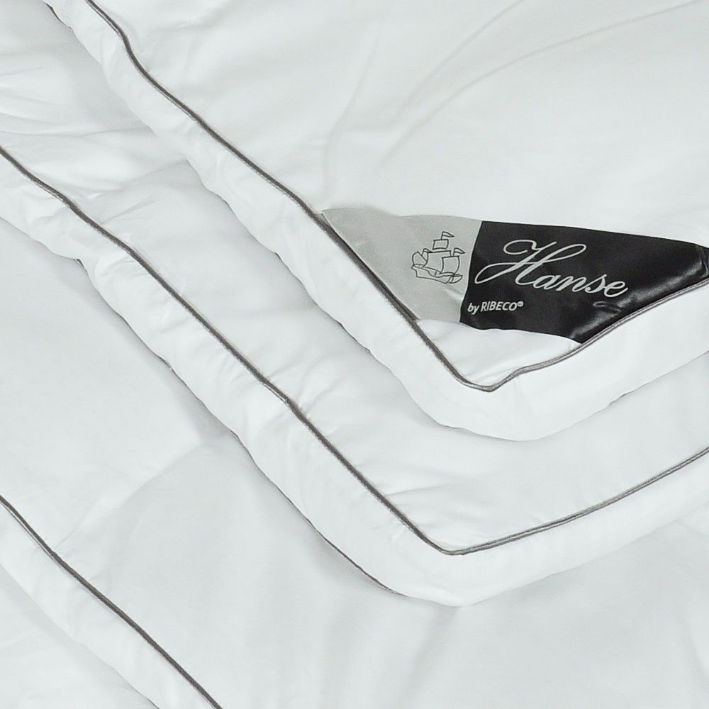 Bettdecke + Kopfkissen, RIBECO Bettenset Max, RIBECO, Füllung: 100% Polyester, Bezug: 100% Polyester, Faserdecke, Microfaser, vegan federfrei, 4er Set, 2 Decken + 2 Kissen