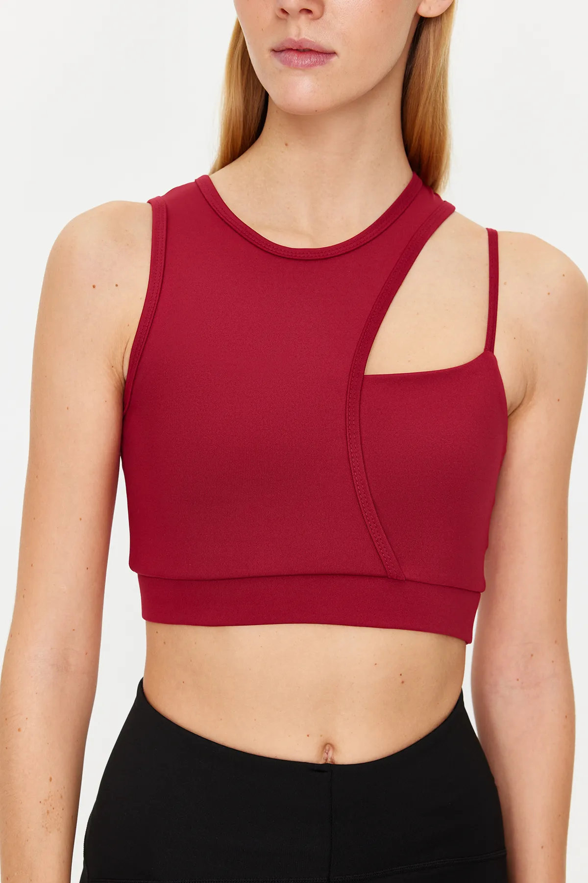 Trendyol Collection  Viva Magenta Strick-Sport-BH mit mittlerem Halt/Styling-Seilträger THMSS23SS00017