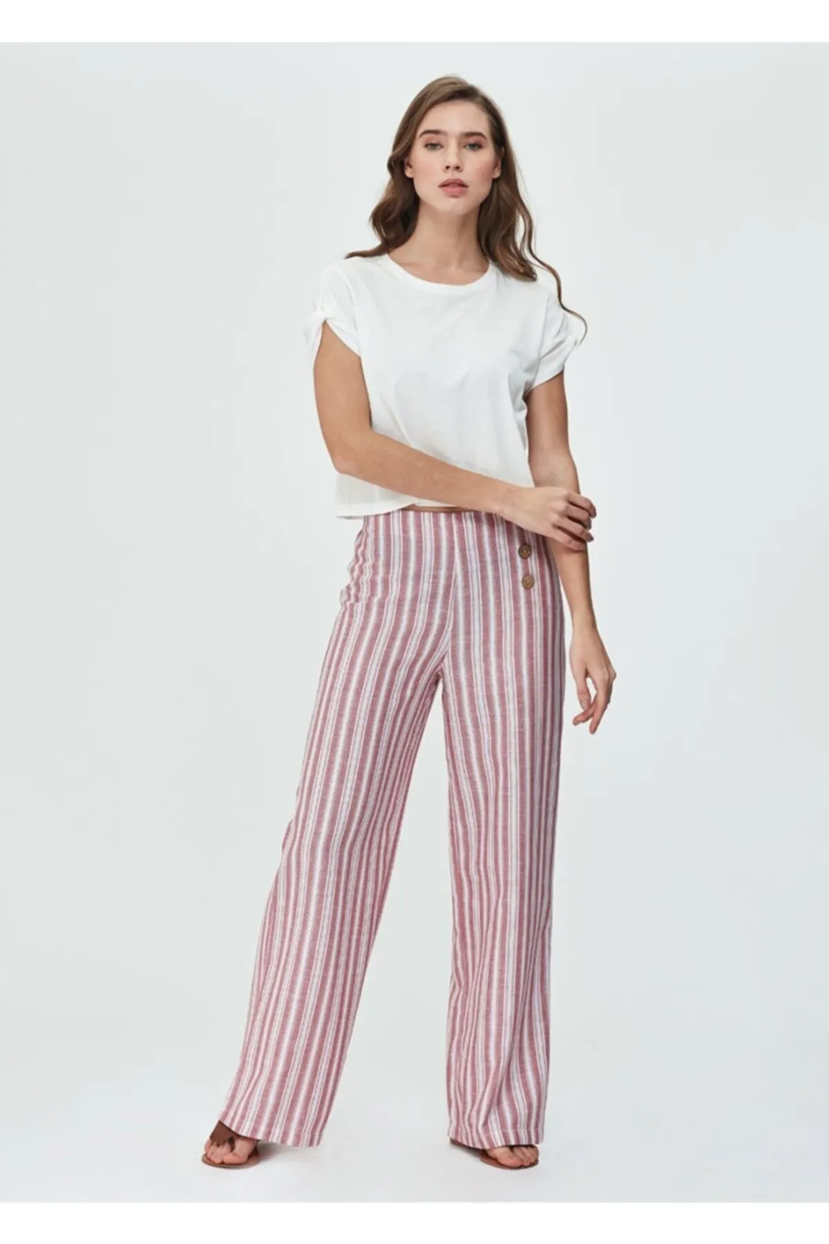Dagi  Rot gestreifte, gewebte Damenhose mit Knopfdetail und weitem Bein