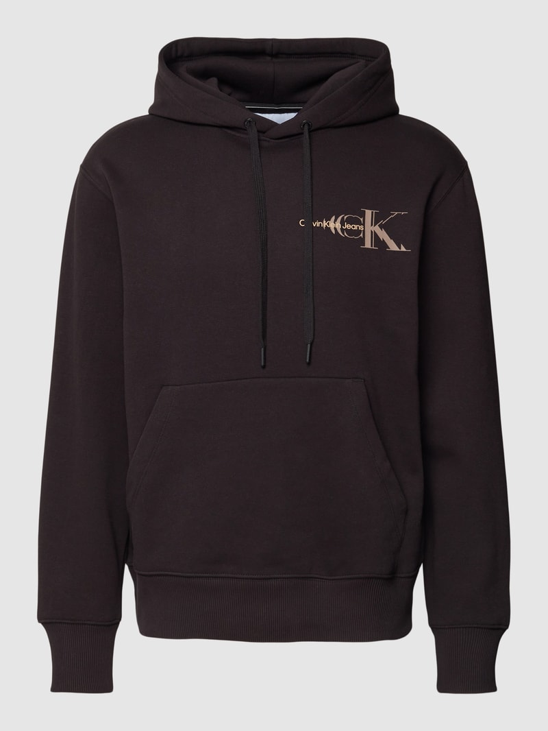 Hoodie mit Label-Detail am Rücken in black