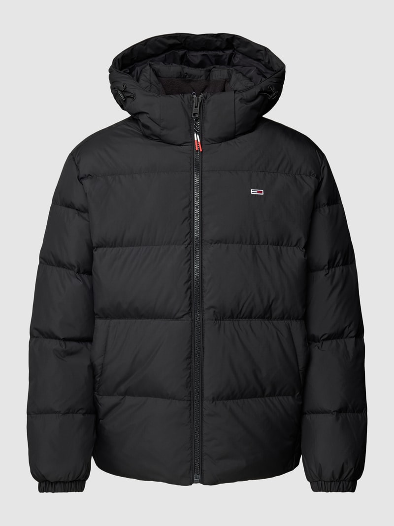 Steppjacke mit Kapuze Modell 'ESSENTIAL' in schwarz