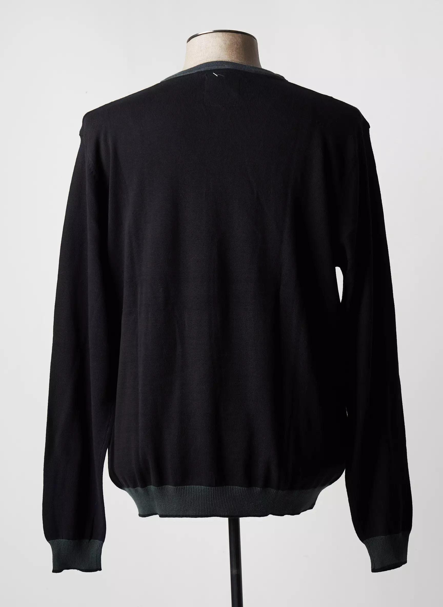 D555 Pulls Homme couleur noir