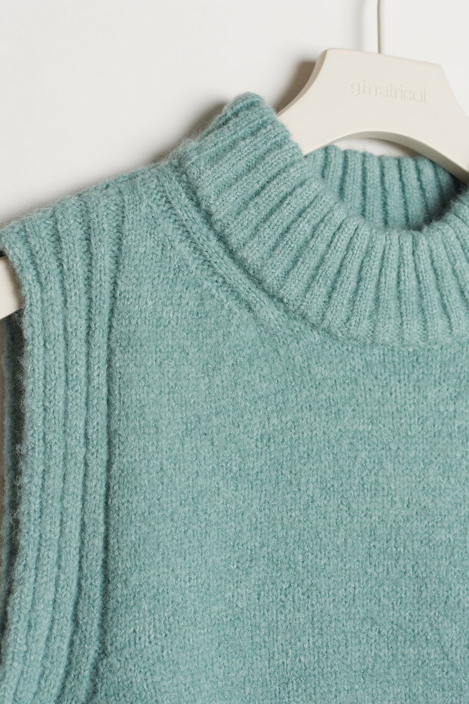 S knit polo vest