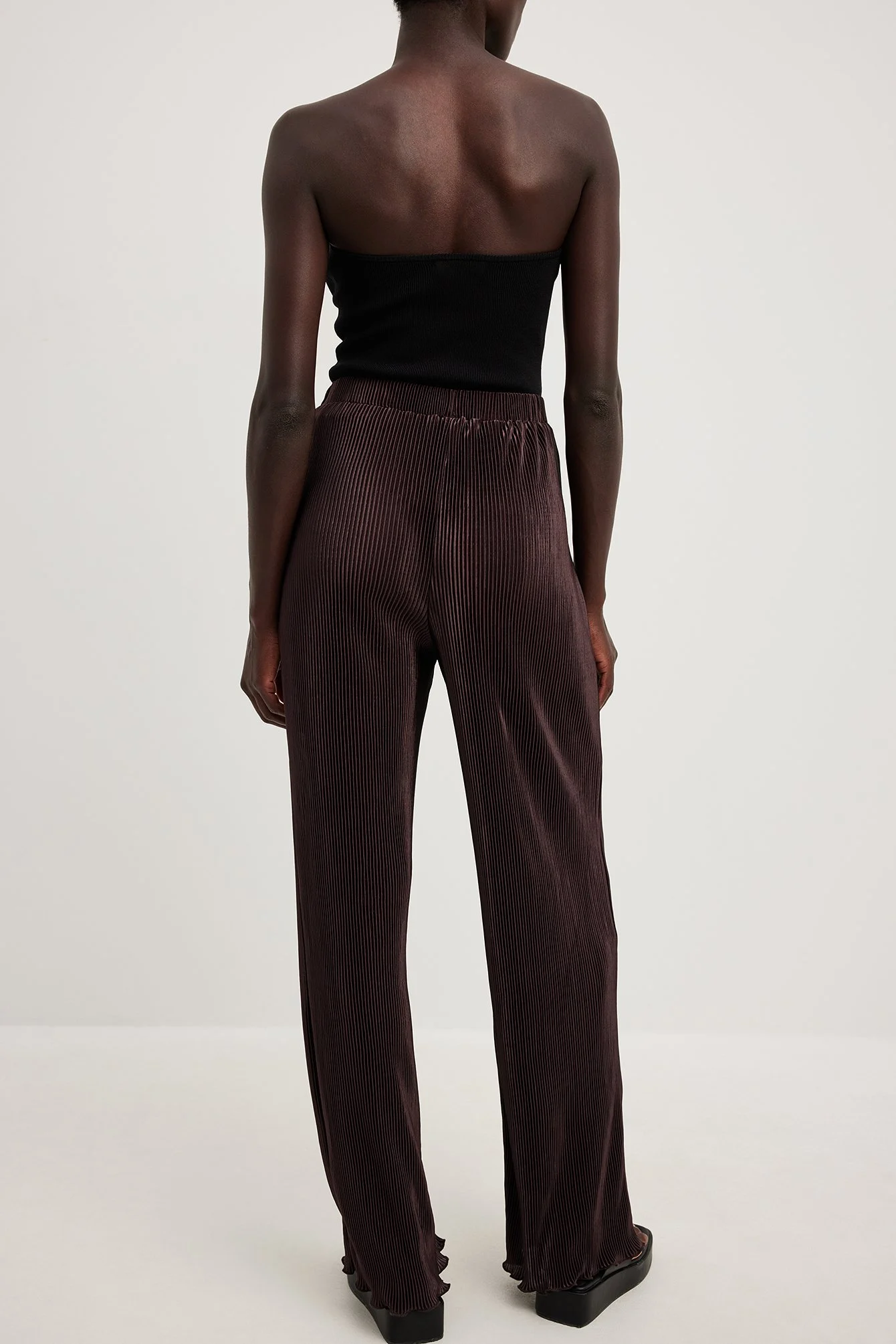 Plissierte Hose mit hoher Taille