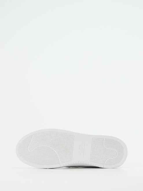 Sneaker-84657990178 HUB