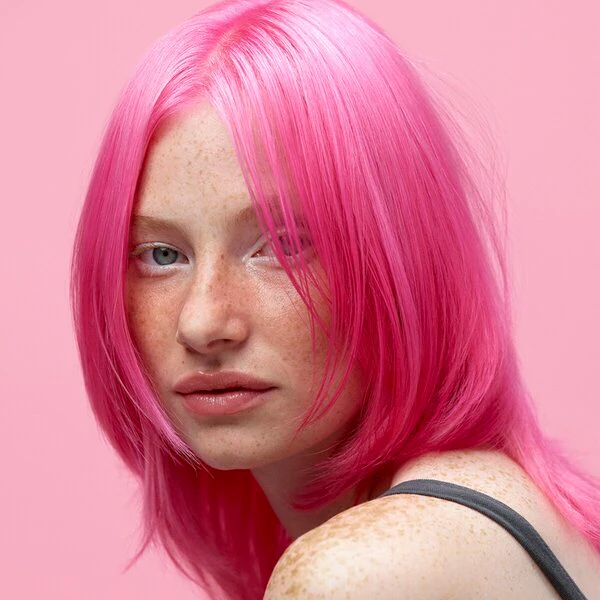 Bleach London Gobby Pink polopermanentná vegánska farba na vlasy 150 ml
