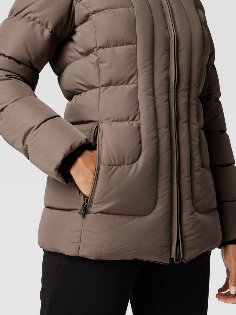 Funktionsjacke mit abnehmbarer Kapuze Modell 'Belvitesse Medium' in sand