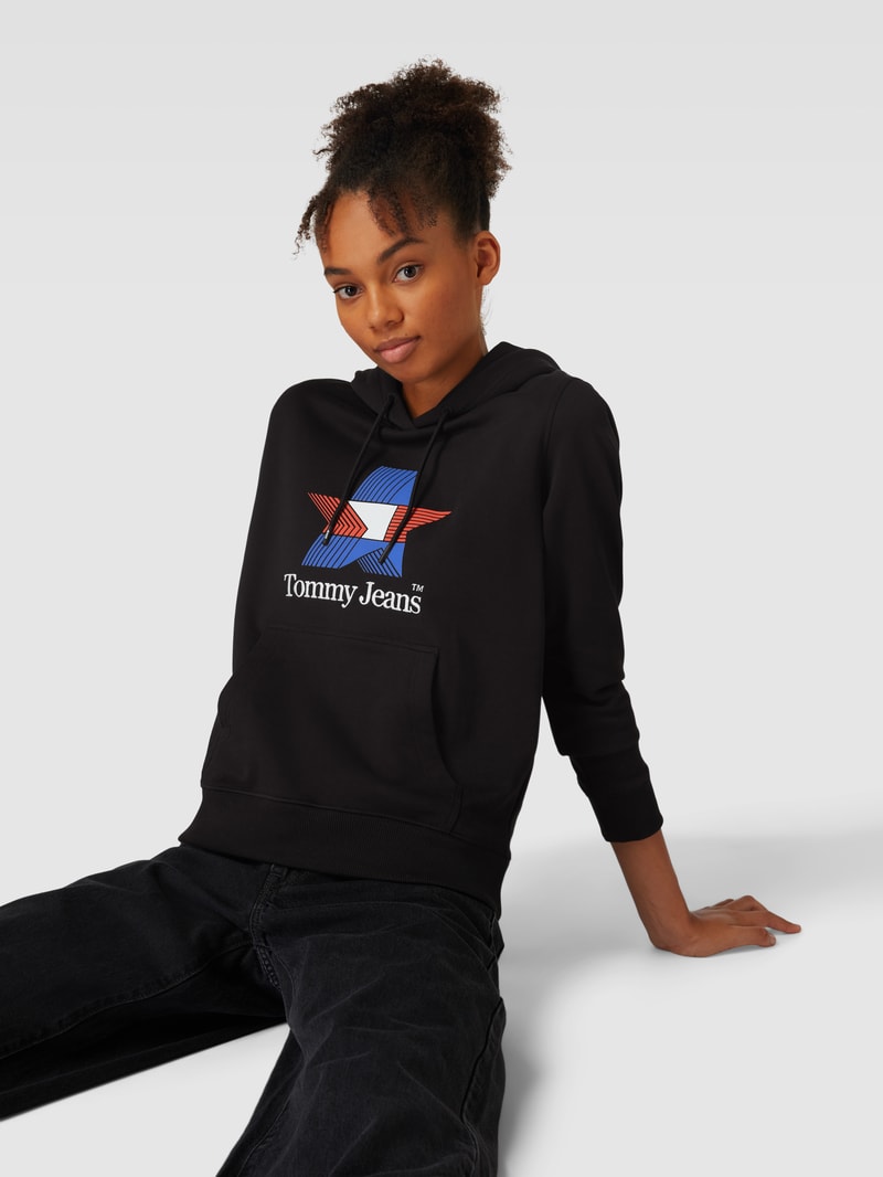 Hoodie mit Motiv-Print Modell 'STAR' in schwarz