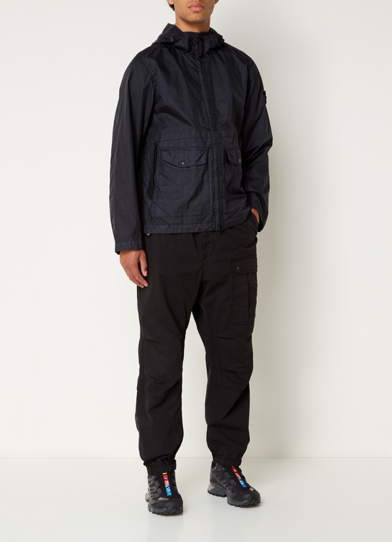 Αντιανεμικό Stone Island 41123 με λογότυπο και τσέπες με καπάκι