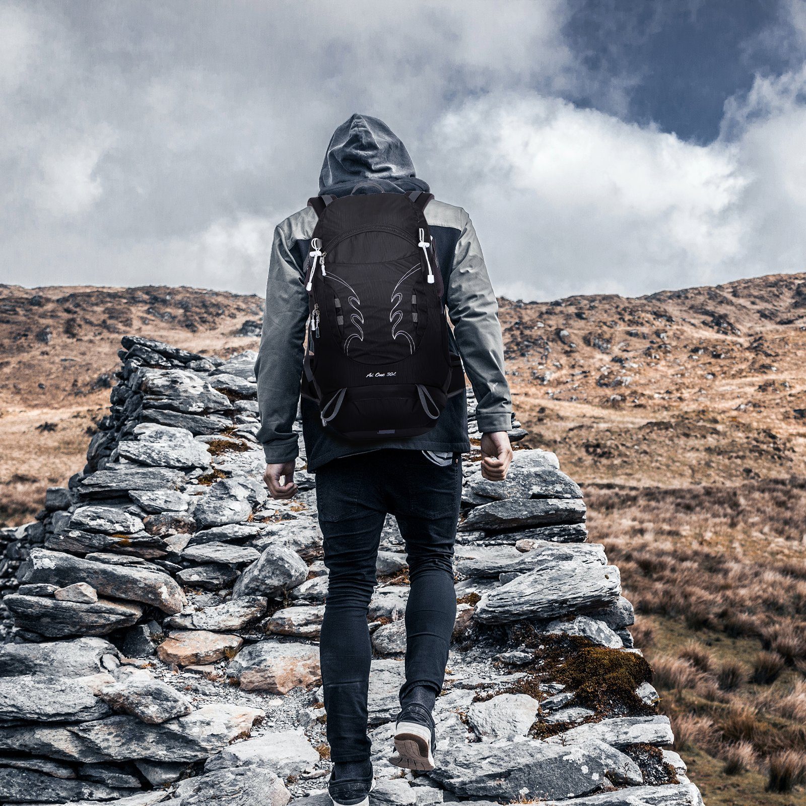 TAN.TOMI Wanderrucksack 30L Großer Wanderrucksack mit Rückenbelüftung, Wasserdicht (Einschließlich Regenschutz), mit Regenschutz für Outdoor Reisen Camping Trekking
