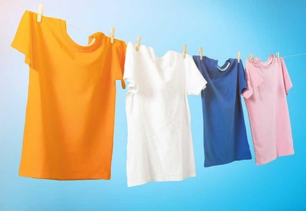 MAVURA CleanColor Waschmittel flüssig Flüssigwaschmittel Vollwaschmittel Colorwaschmittel (für bunte & schwarze Wäsche [1L)