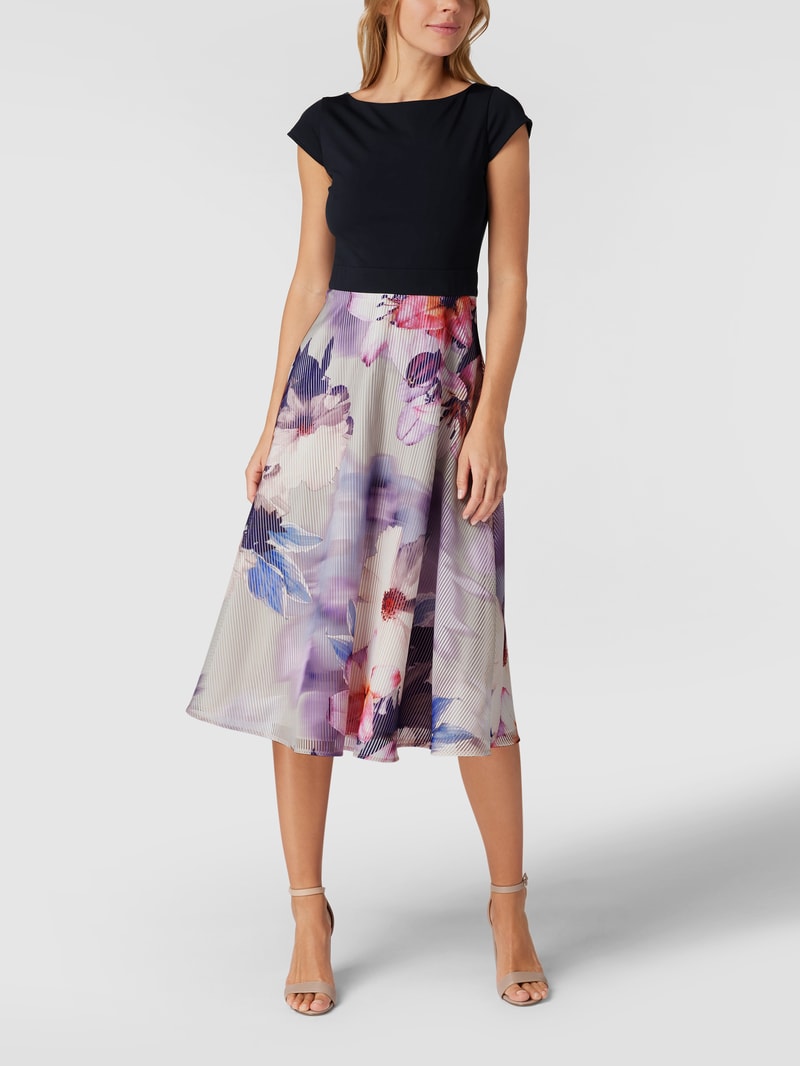 Cocktailkleid mit floralem Muster in marineblau