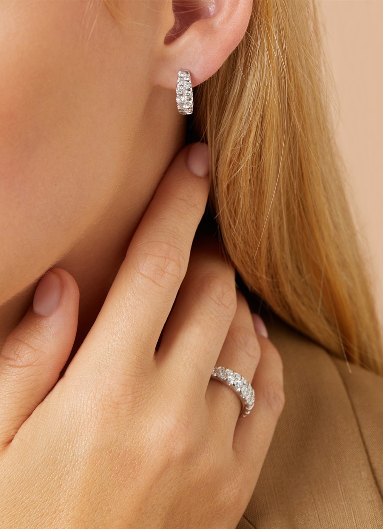 Anello Diamond Point in oro bianco, diamante da 1,05 ct, Caviar