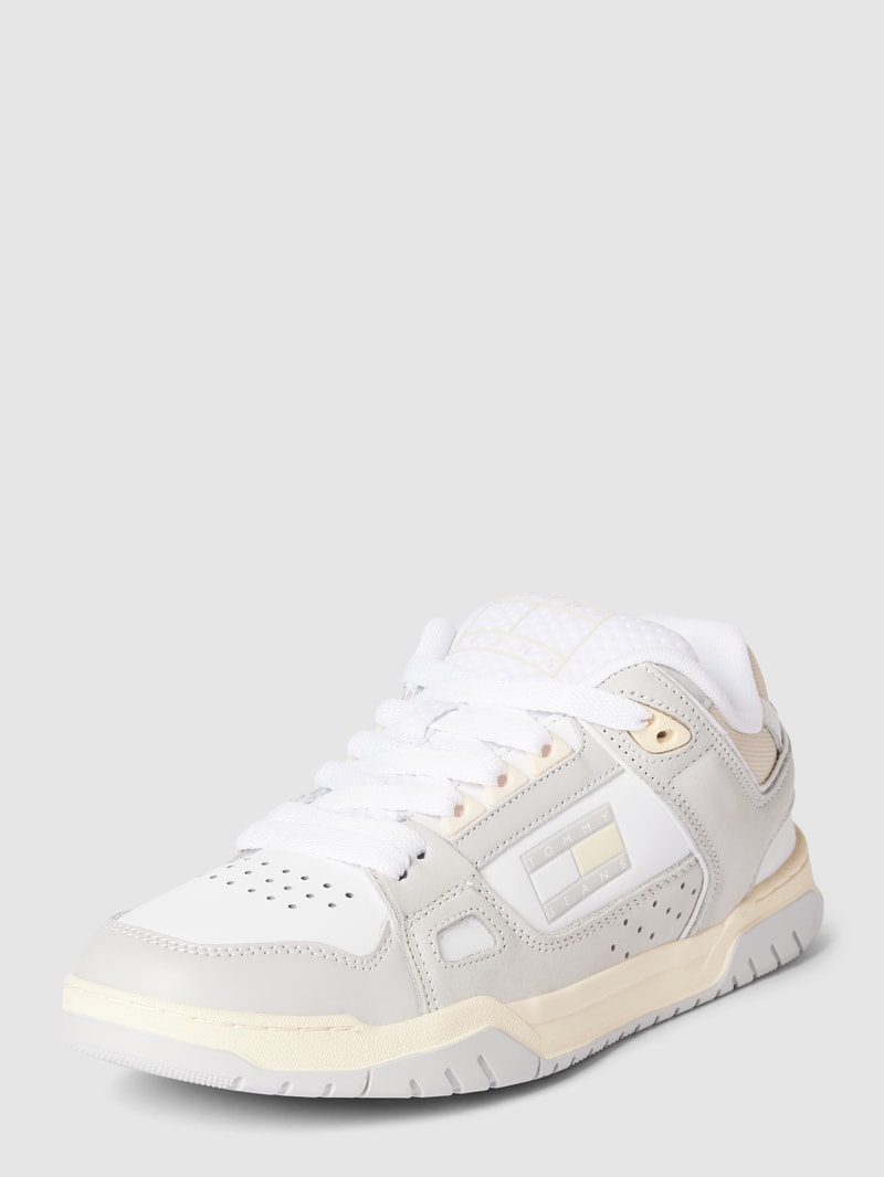 Sneaker mit Label-Print Modell 'SKATE LOW' in offwhite