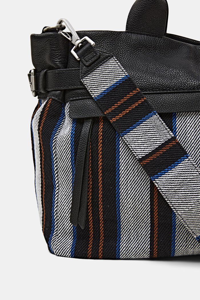Gestreifte Ledertasche