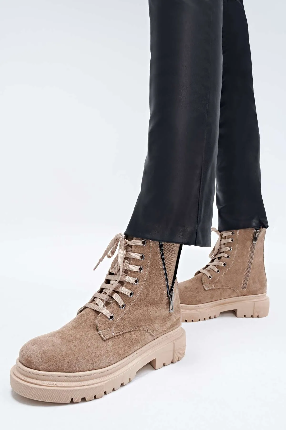 Yaya by Hotiç  Nerz Damenstiefel 01BOY251160A450