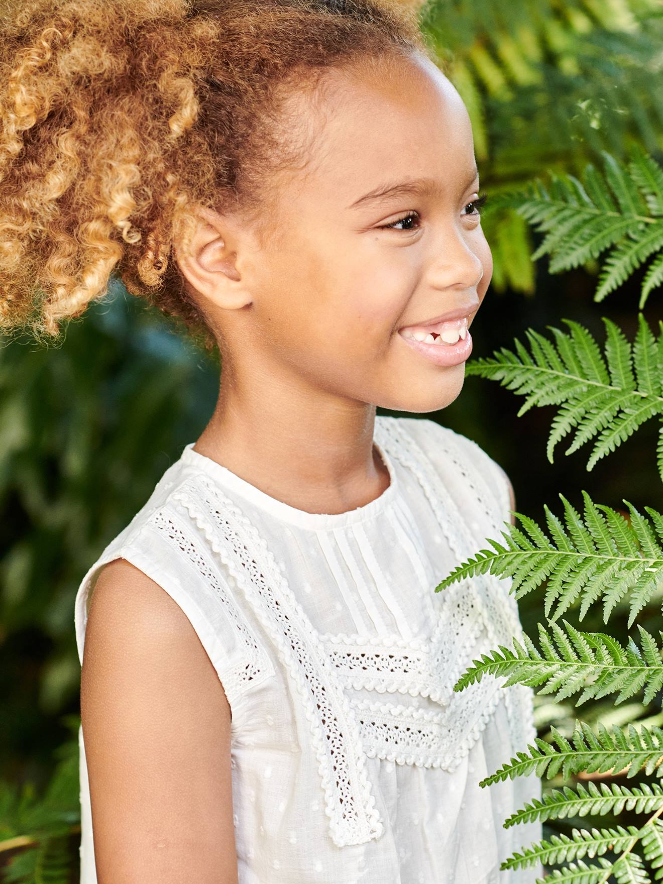 Blouse sans manches détails fantaisie fille écru