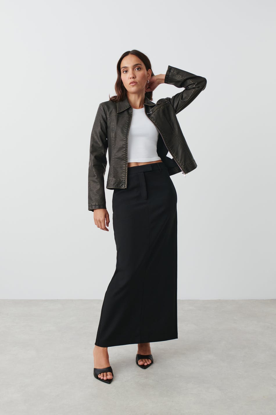 Straight colum skirt