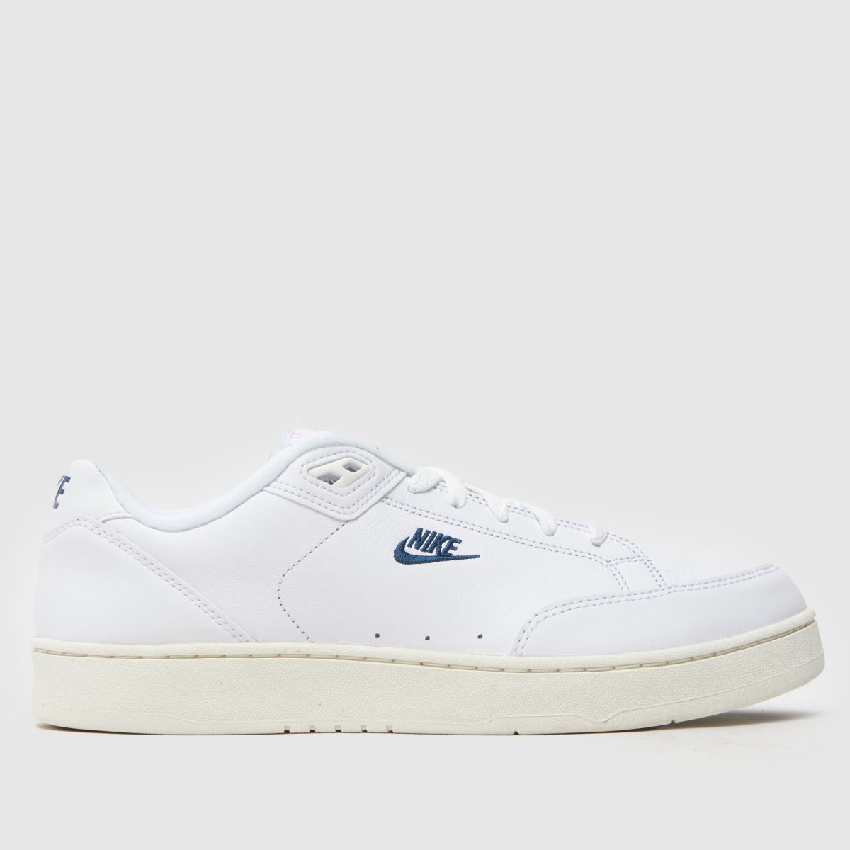 Superge Nike Grandstand II v beli barvi