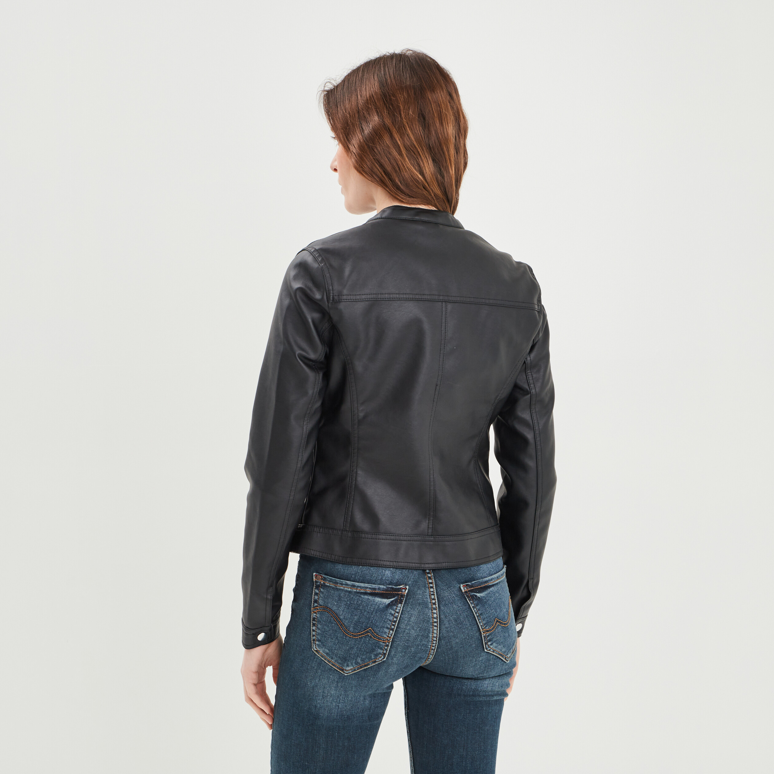 Blouson simili cuir ajusté à col rond noir femme | La Halle