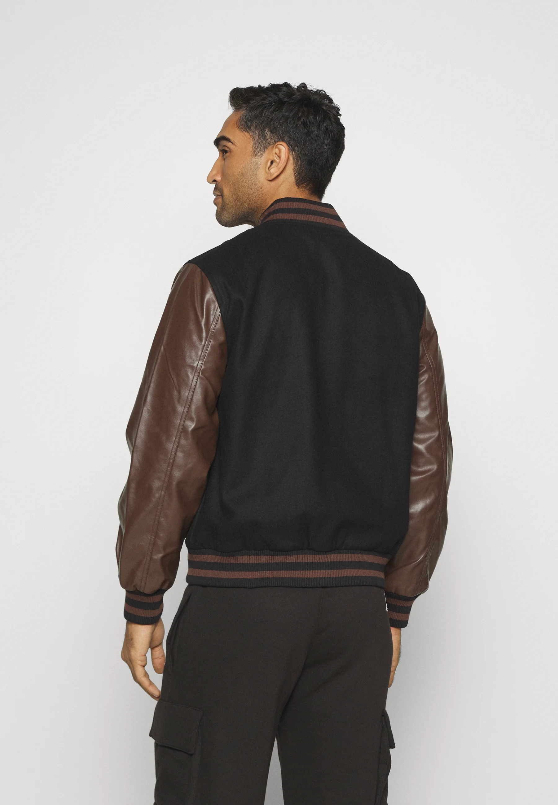 Chaqueta universitaria New Era - Chaqueta deportiva