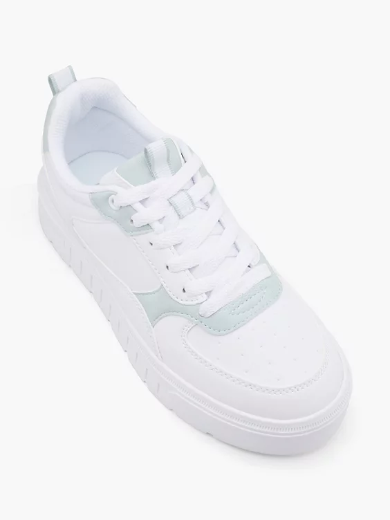 Graceland Platform Sneaker